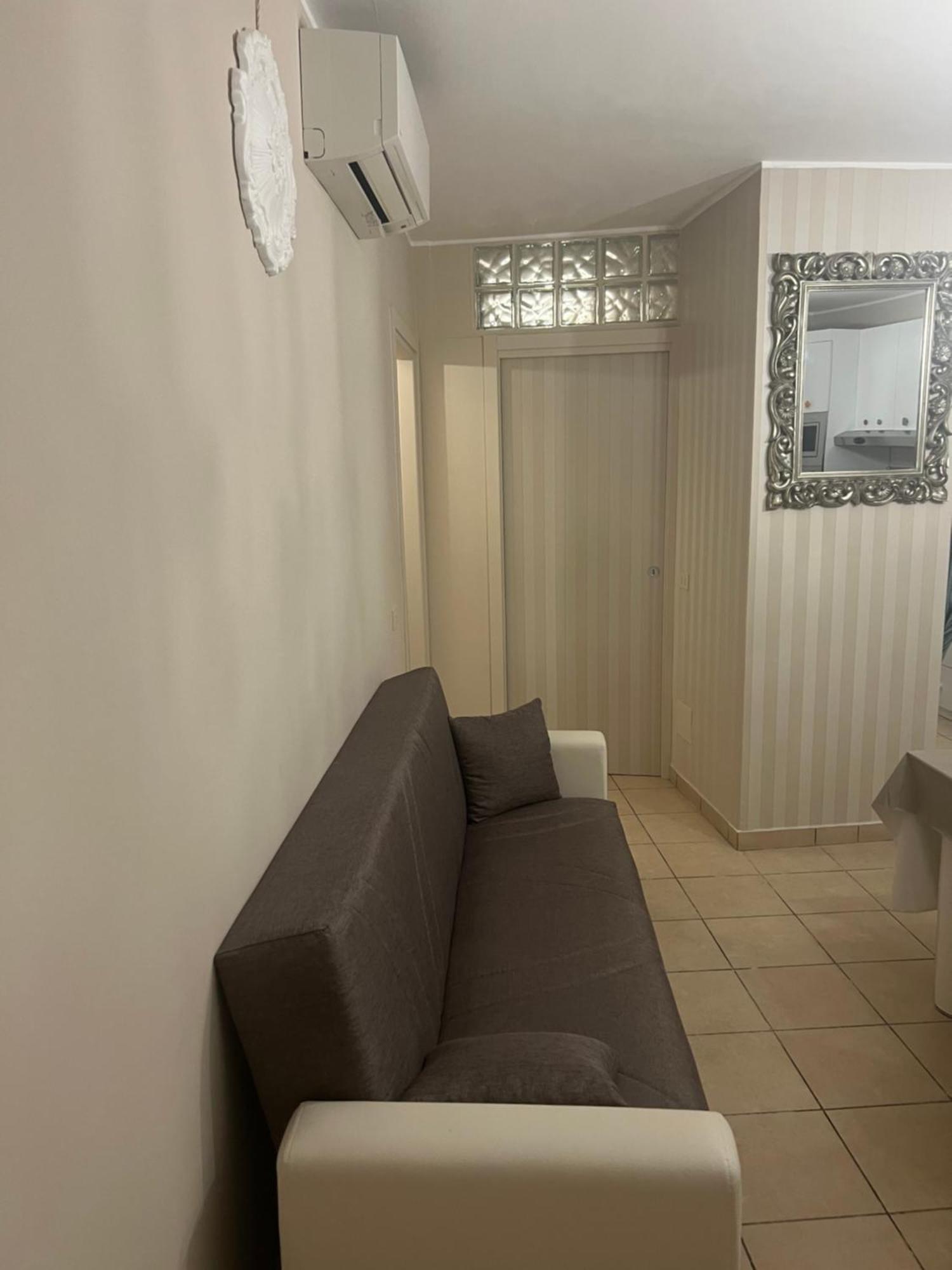 Tevere 20 House Монца Номер фото