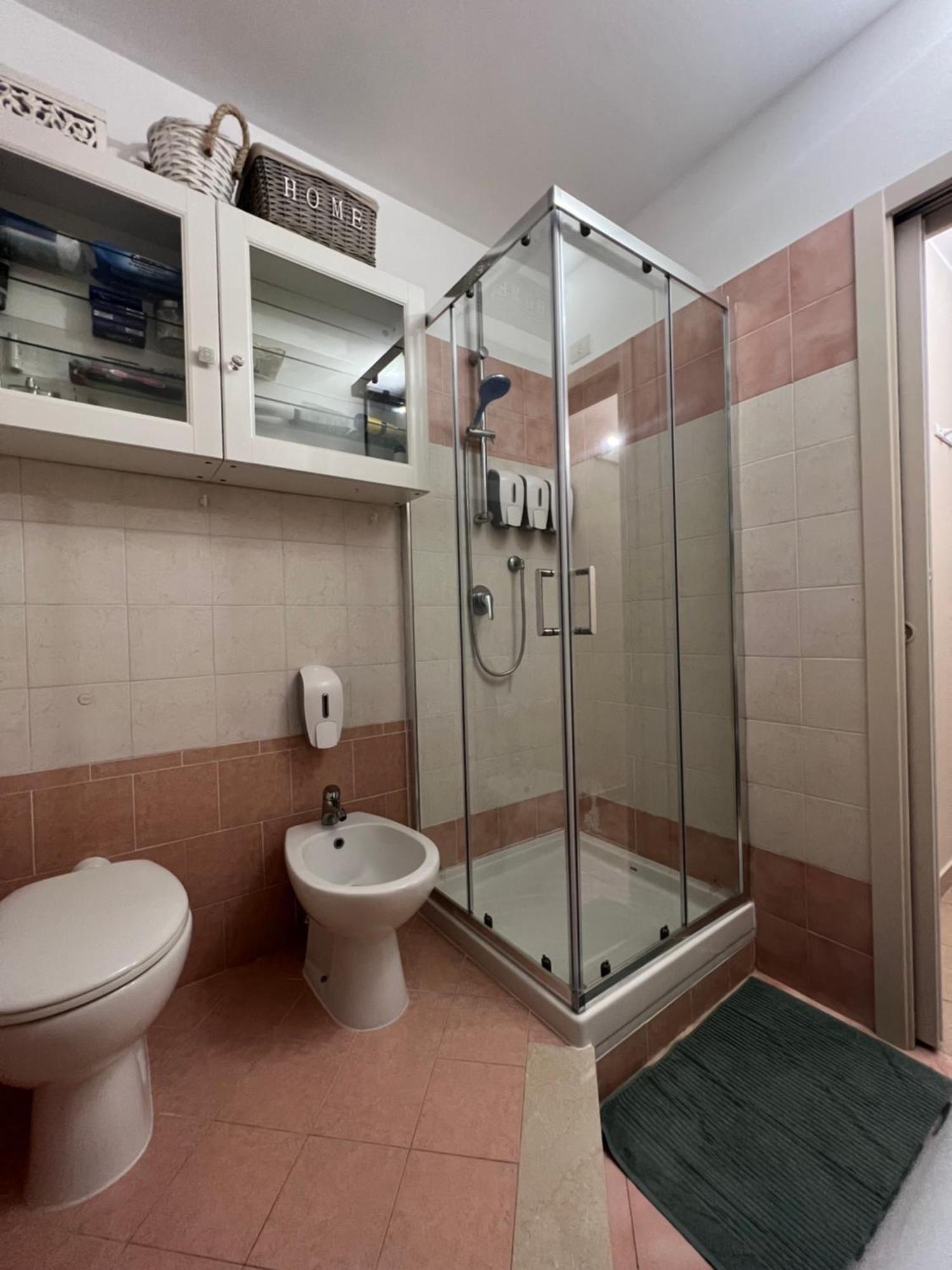 Tevere 20 House Монца Номер фото